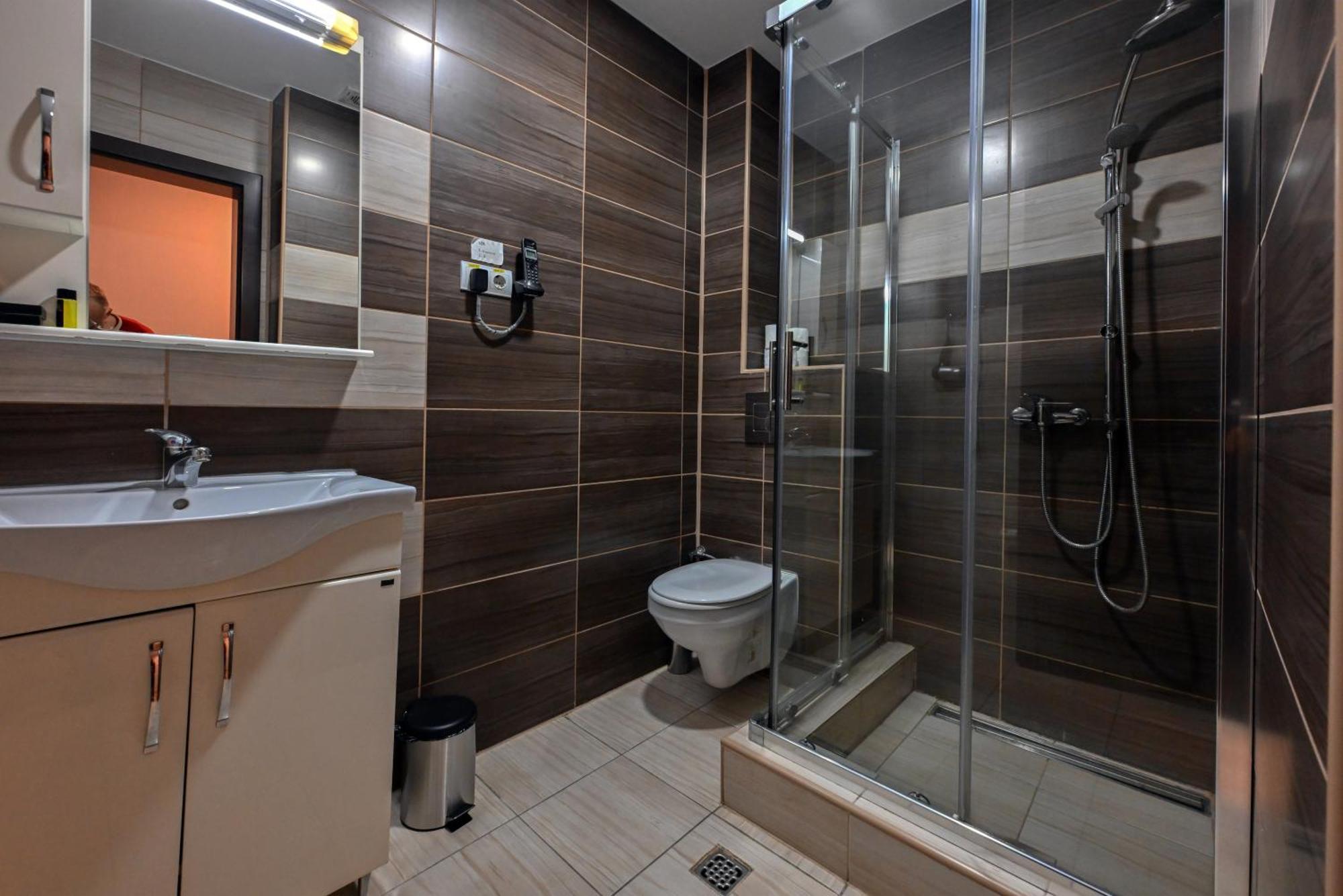Hotel Lane Сьєниця Екстер'єр фото