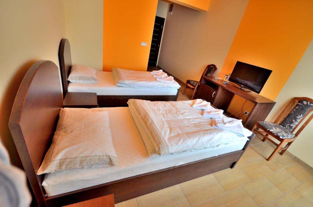 Hotel Lane Сьєниця Номер фото